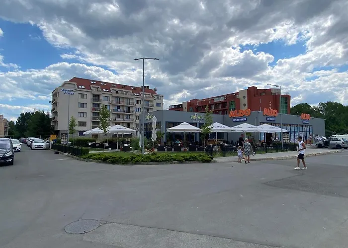 Summer Breeze 503 Private Sunny *