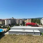 Апартаменты Summer Breeze 503 Private Sunny *