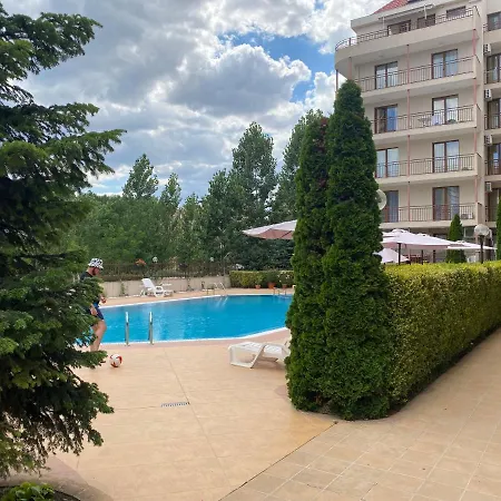 Summer Breeze 503 Private Sunny