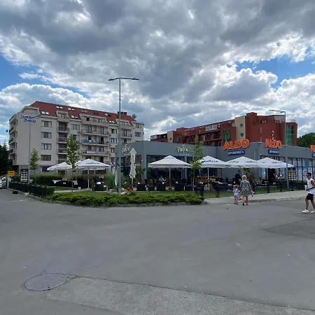 Summer Breeze 503 Private Sunny *