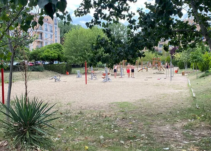 Summer Breeze 503 Private Sunny Апартаменти Сонячний Берег