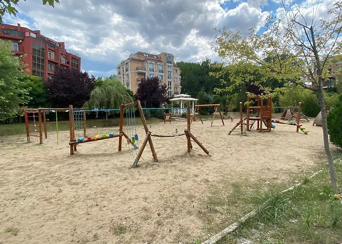 Апартаменти Summer Breeze 503 Private Sunny Сонячний Берег